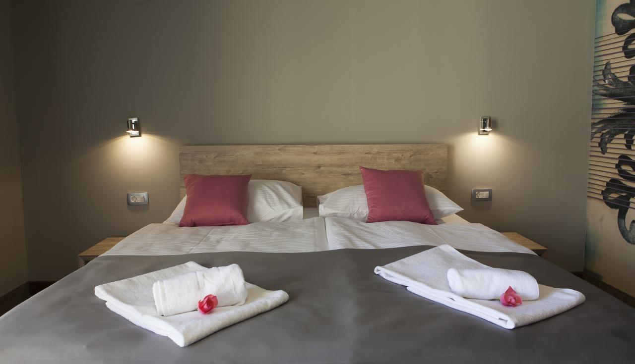 Motel Kolo Buna Dış mekan fotoğraf
