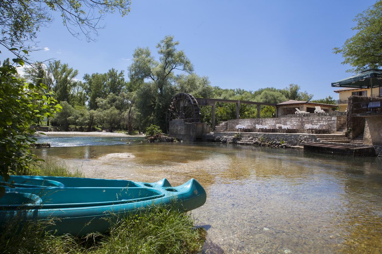 Motel Kolo Buna Dış mekan fotoğraf